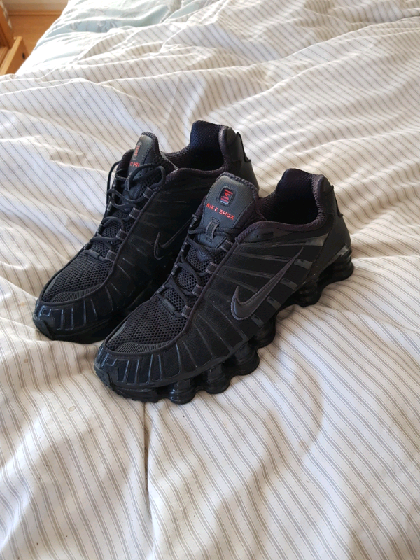 nike shox footasylum